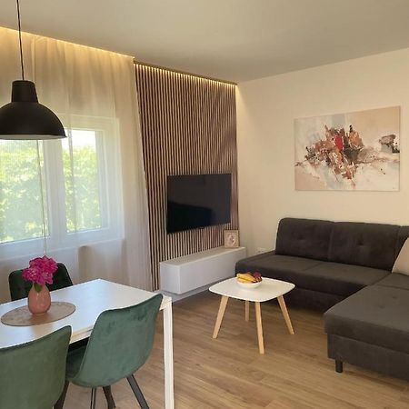 Penny Epetium Apartamento Stobreč Exterior foto