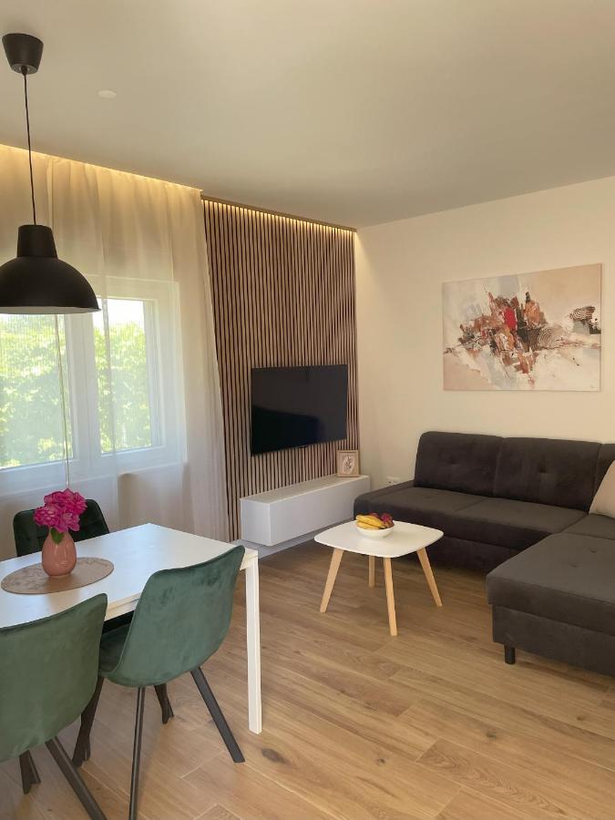 Penny Epetium Apartamento Stobreč Exterior foto