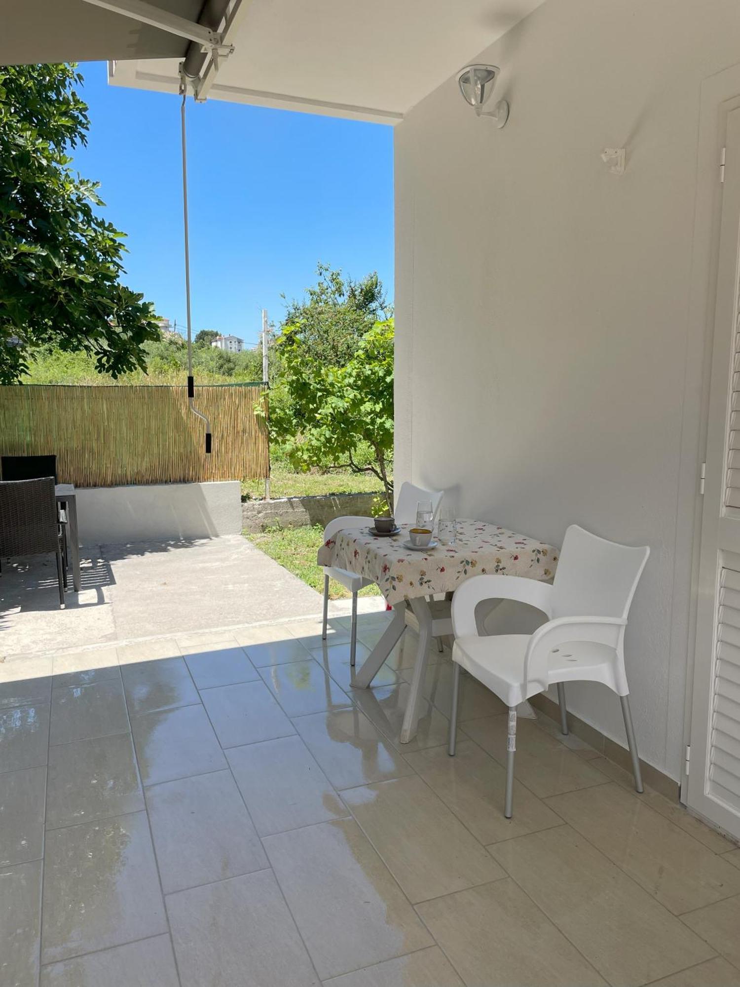 Penny Epetium Apartamento Stobreč Exterior foto